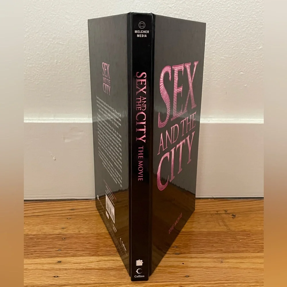 Sex and the City The Movie Book - Picture 3 of 5